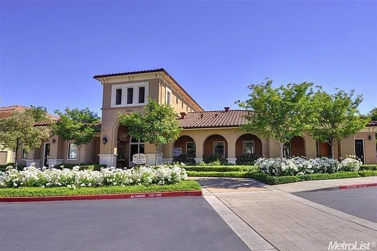 4800 Westlake Pkwy #2009