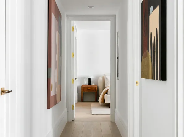 310 East 86th Street image 7 of 22