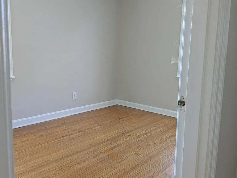2305 Taylorsville Rd #B — Photo 12