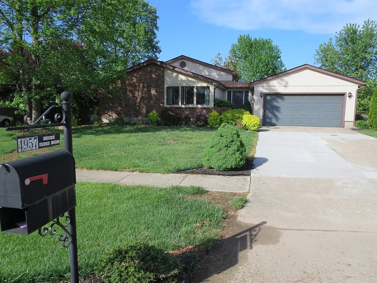Building Photo - 4957 Winding Spring Cir