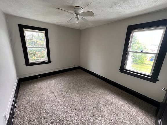 5th image of 16608 Westfield Ave