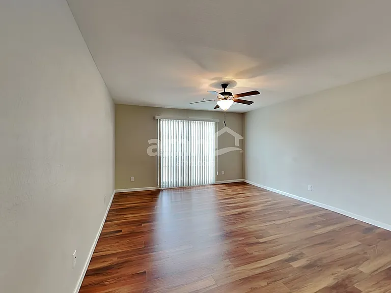 20785 W Maiden Ln — Photo 11