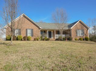 8302 Sunset View Ct, Browns Summit, NC 27214