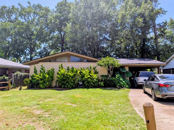 810 Pine Tree Dr, Shreveport, LA 71106