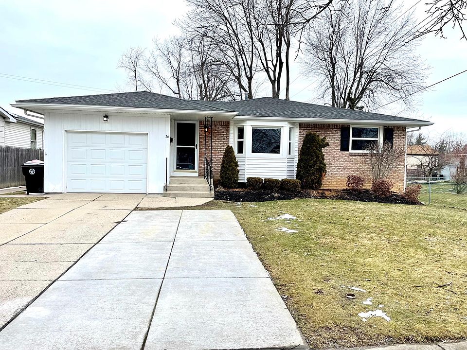 1st image of 30 Ronald Dr