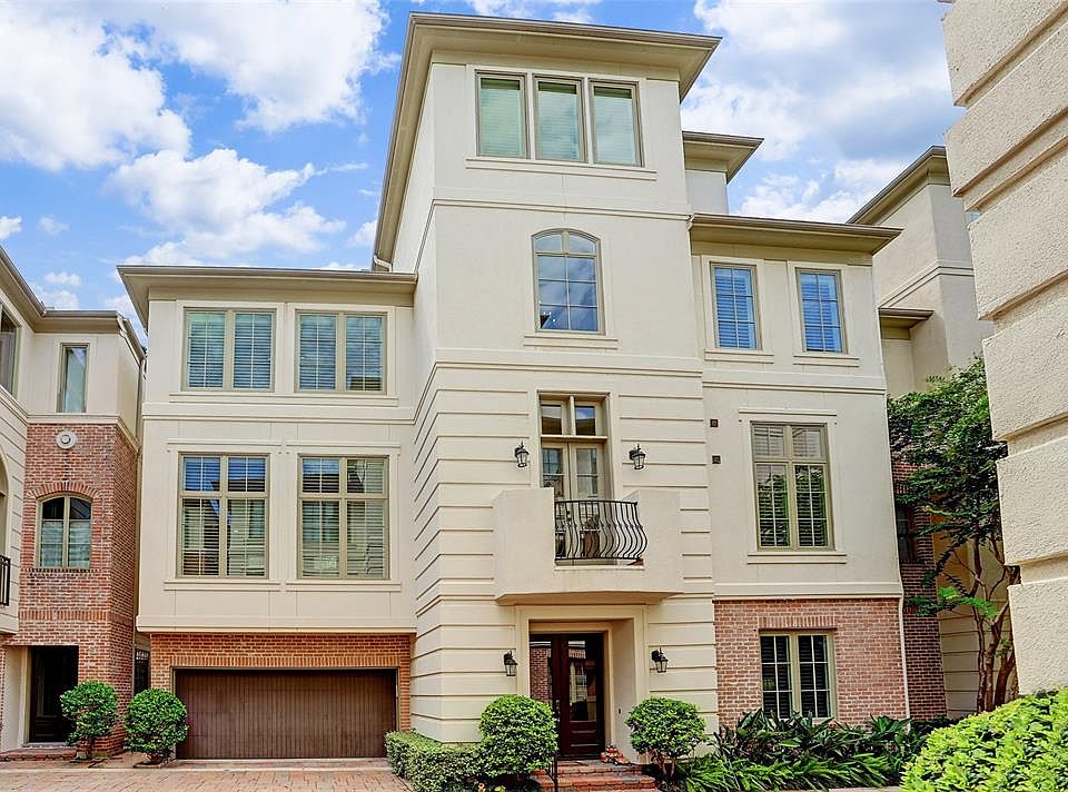 1st image of 529 Lovett Blvd
