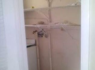 75 NE 158th St, Miami, FL 33162