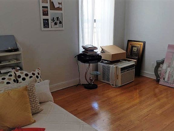5th image of 923 73rd St #C