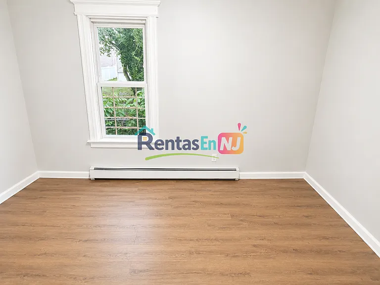 10 Rodwell Ave #1B — Photo 5