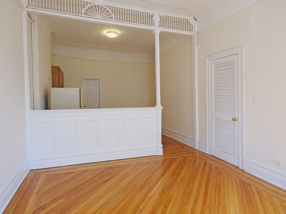 1st image of 140 Montague St APT 3