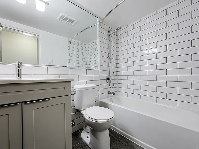 55 Triller Ave — Photo 8