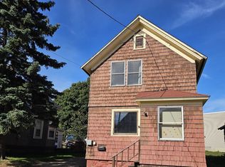 803 Hancock St, Hancock, MI 49930
