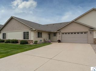 108 Palmer Path, Mankato, MN 56001