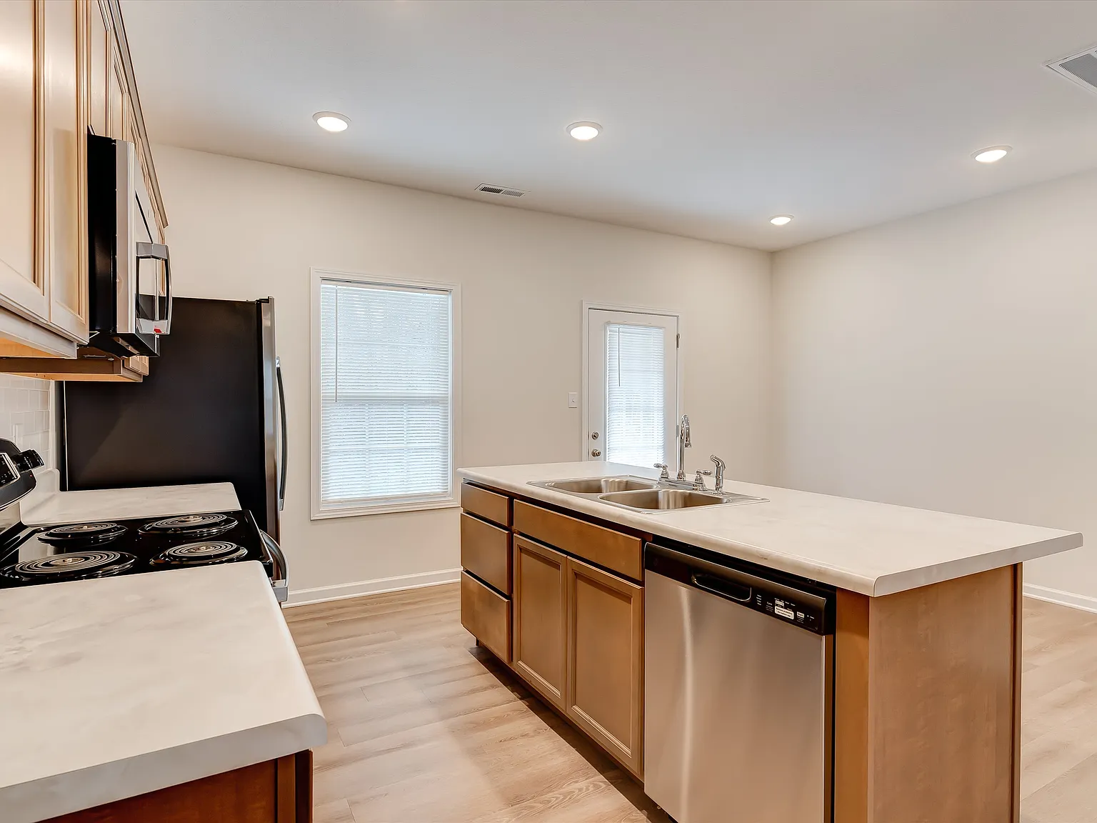 446 East Norton Road - 1 — Photo 4