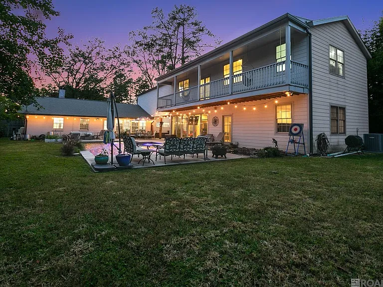 6363 Sevenoaks Ave — Photo 59