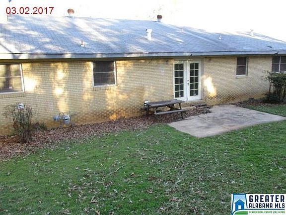 3rd image of 5604 Eastwood Ave