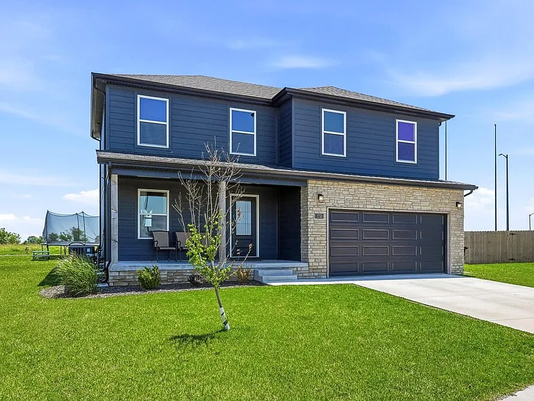 1753 E Macon St — Photo 3
