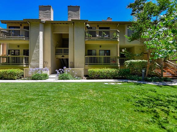 2nd image of 1913 Magdalena Cir APT 111