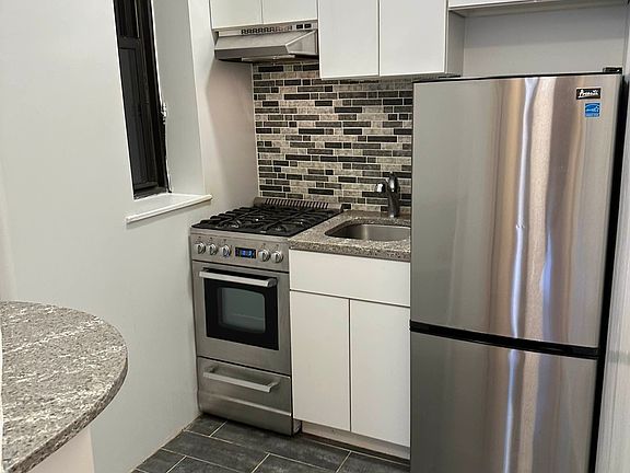 2nd image of 418 E 83rd St #D1