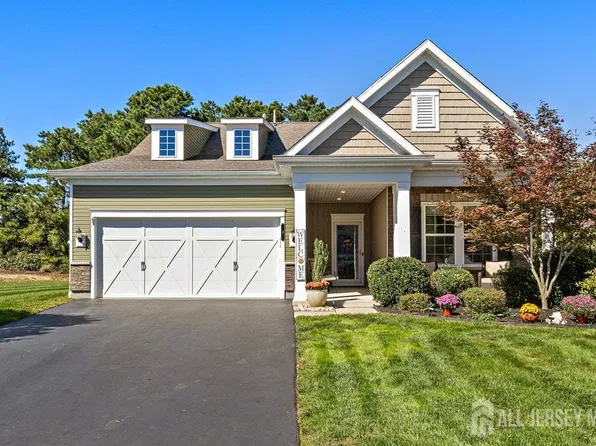 4 Jarrowood Ln, Manchester, NJ 08759
