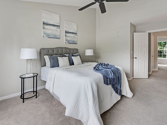 2nd image of 4888 Ebb Tide Ct