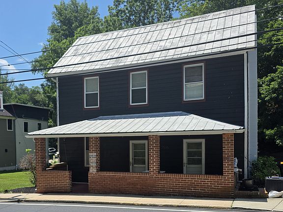 3rd image of 7516 Main St