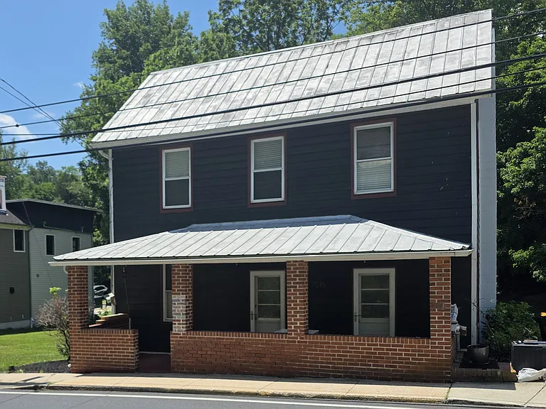 7516 Main St — Photo 3