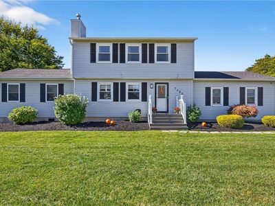 7385 Oakpost Rd, Liverpool, NY, 13088