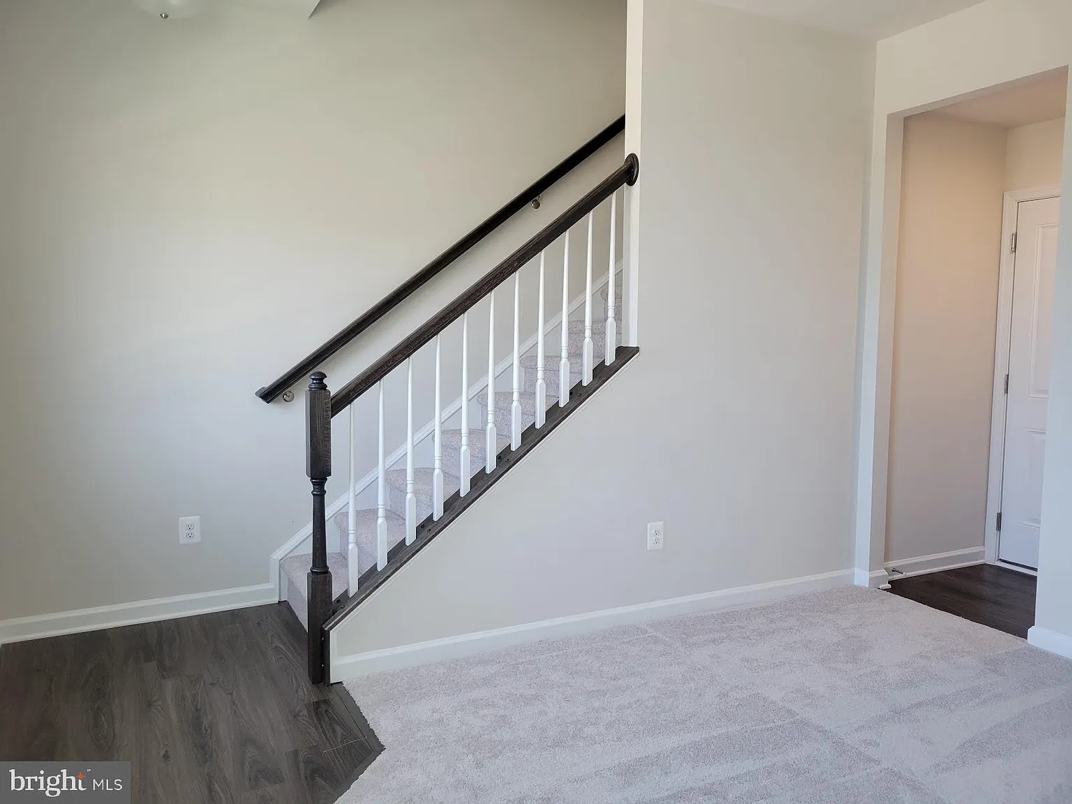 2 bed, 2.5 bath, 1548 sqft, $2,425 — Photo 3