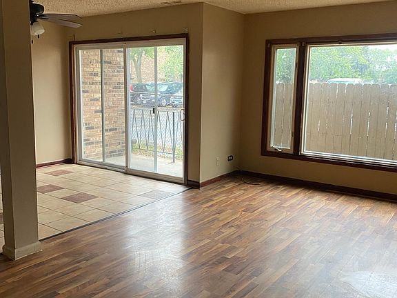 living room open to dinning area