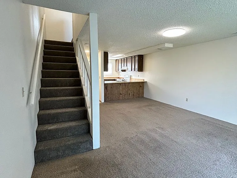 846 Homedale Rd — Photo 14
