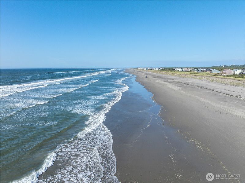 5th image of 1288 Cohasset Crest
