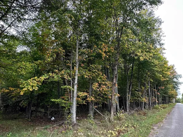 Hibbard Rd, Iron River, MI 49935
