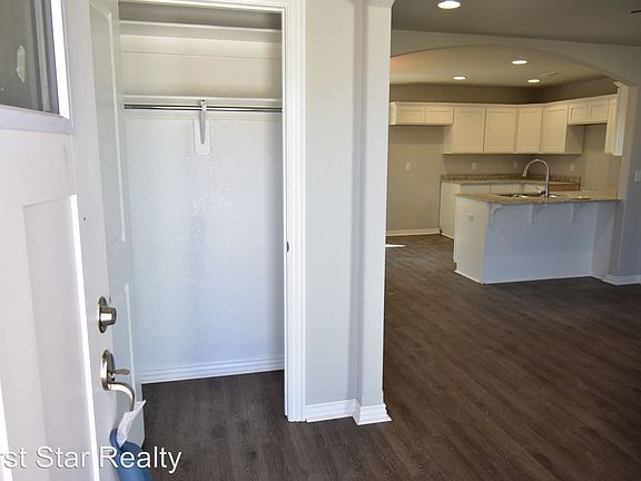 3rd image of 1690 Gallant Fox Ln