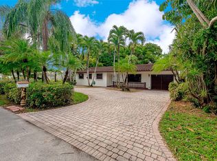 6610 SW 77th Ter, South Miami, FL 33143