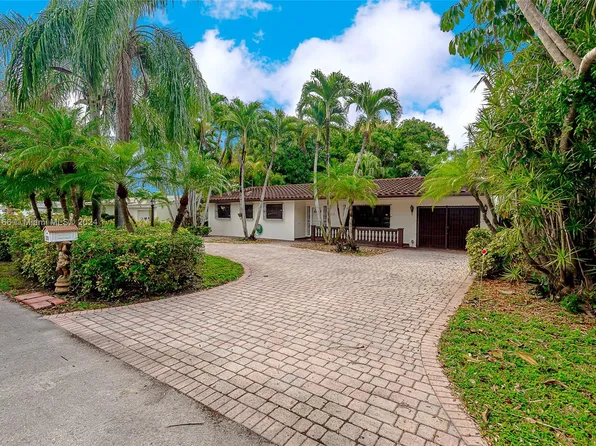 6610 SW 77th Ter, South Miami, FL 33143