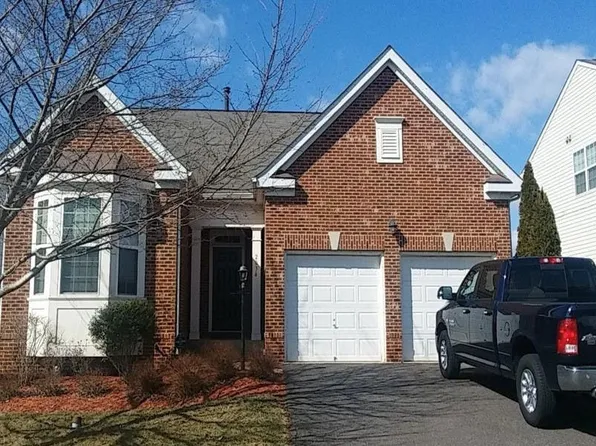 2036 Chesterfield Rd, Locust Grove, VA 22508