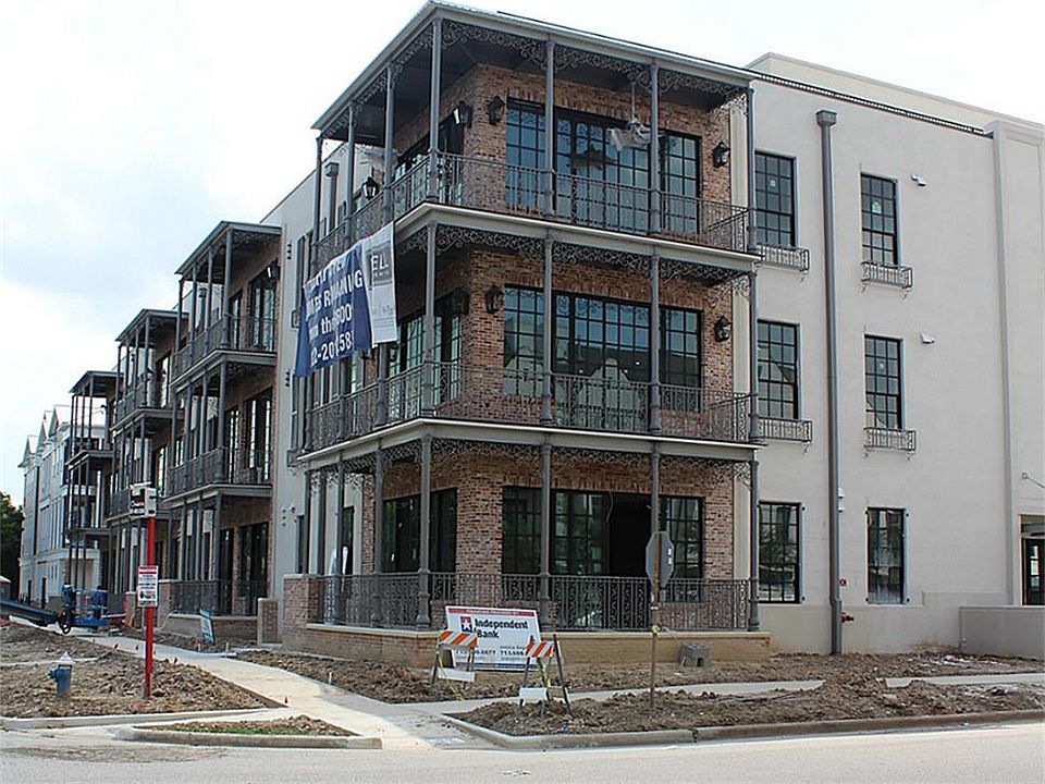 1st image of 1714 Ashland St #107