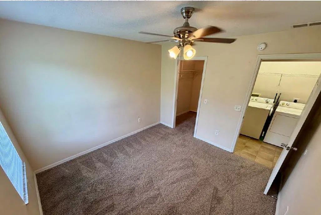 2 bed, 2.0 bath, 900 sqft, $1,300 — Photo 4