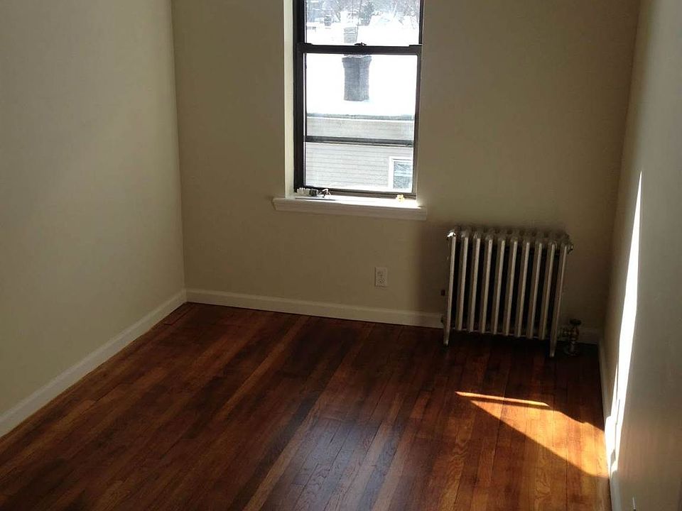 FILLMORE ST bedroom 1