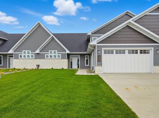 5784 31st St S, Fargo, ND