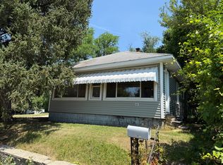 2106 S Warren St, South Bend, IN 46613