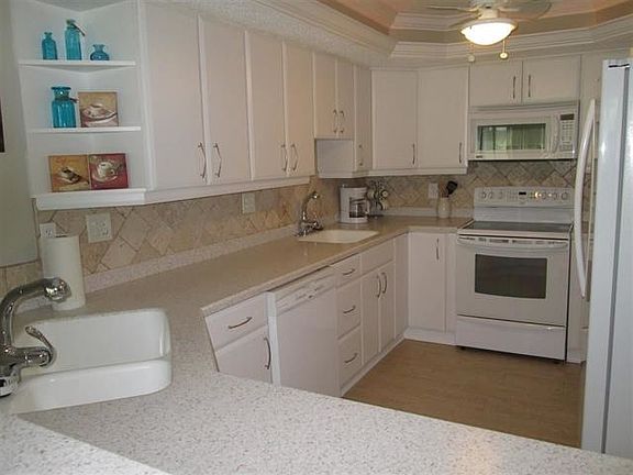 5th image of 259 Balearics Dr