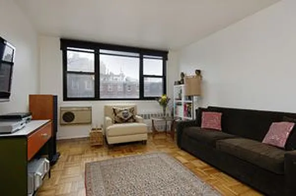 Rented by Douglas Elliman | media 5