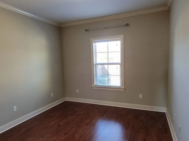 10587 Hill Pointe Ave — Photo 10