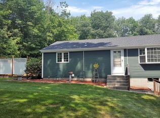 186 Brookfield Rd, Charlton, MA 01507