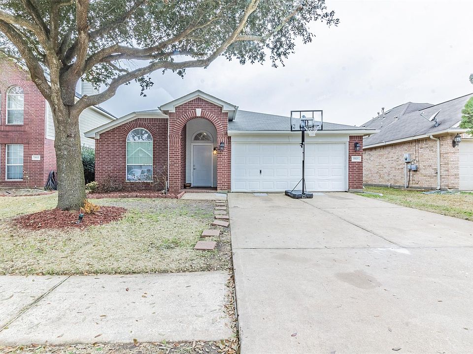 1st image of 5919 Hatfield Glen Dr