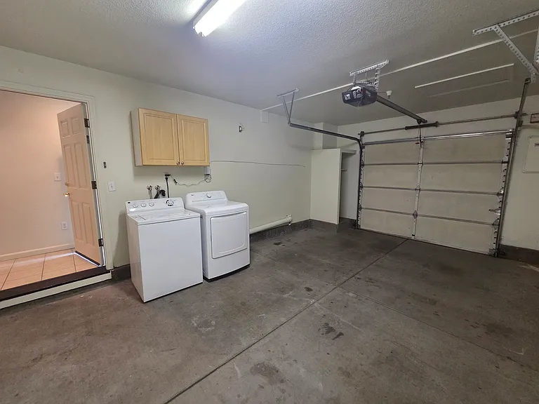 252 Lansing Way — Photo 20