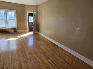 5732 W Rogers St #1, Milwaukee, WI 53219