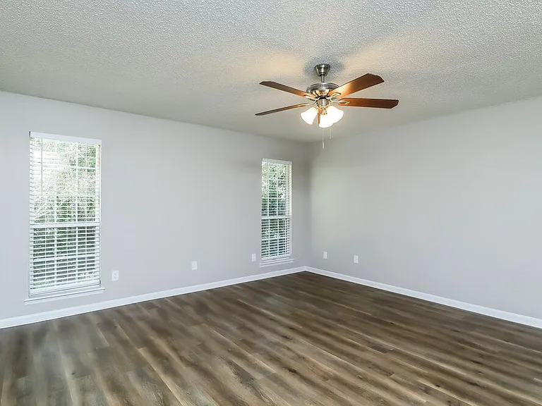 1142 Windy Willows Dr — Photo 10